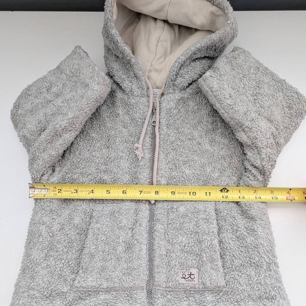 Adorable Girls' Cozy Gray Zip-Front Sherpa Jacket with Hood - Picture 12 of 16
